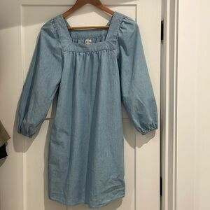 JCrew Squareneck Chambray Shift Dress XS.   Pockets!